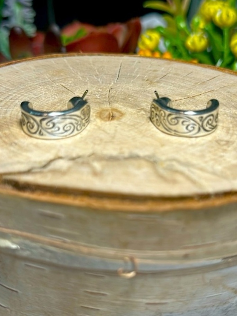 Brighton collectibles earrings silver etched medium hoops